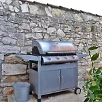 Noa 2 Tar By Interhome Tar-Vabriga