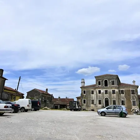 Noa 2 Tar By Interhome * Tar-Vabriga