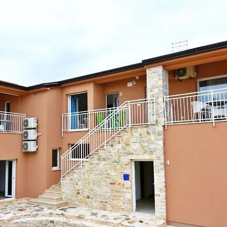 Noa 2 Tar By Interhome * Tar-Vabriga