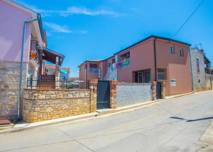 Noa 2 Tar By Interhome Tar-Vabriga